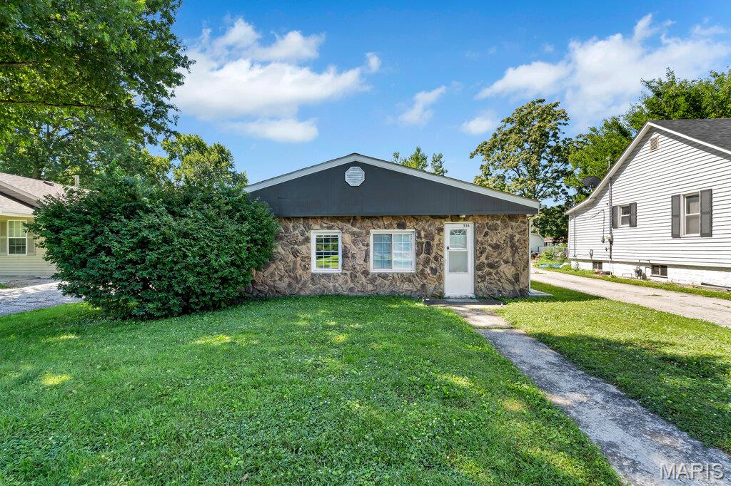 3 Bedroom, 1,248 sq. feet 556 Margaret Avenue Granite City, IL