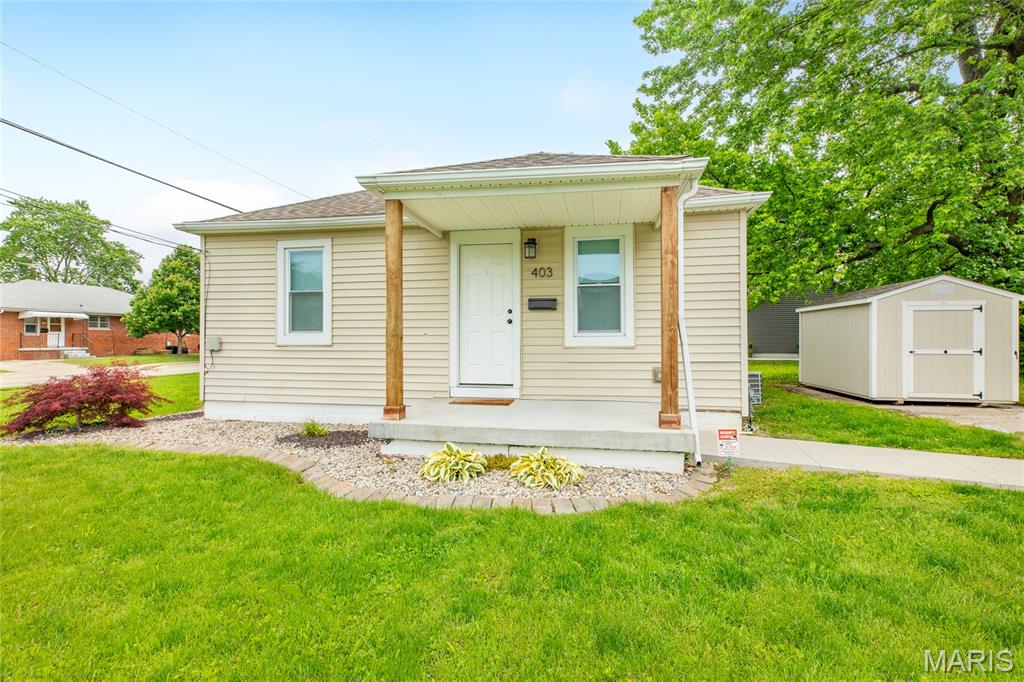 3 Bedroom, 936 sq. feet 403 Shellview Street Bethalto, IL