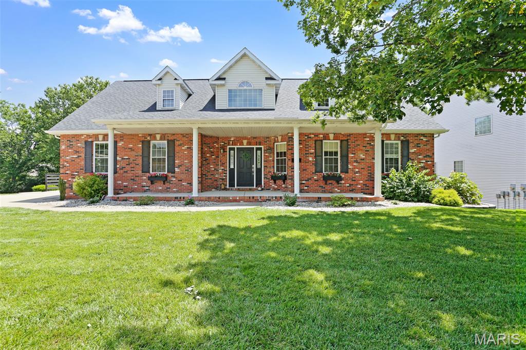 4 Bedroom, 3,551 sq. feet 222 Sturbridge Boulevard Glen Carbon, IL