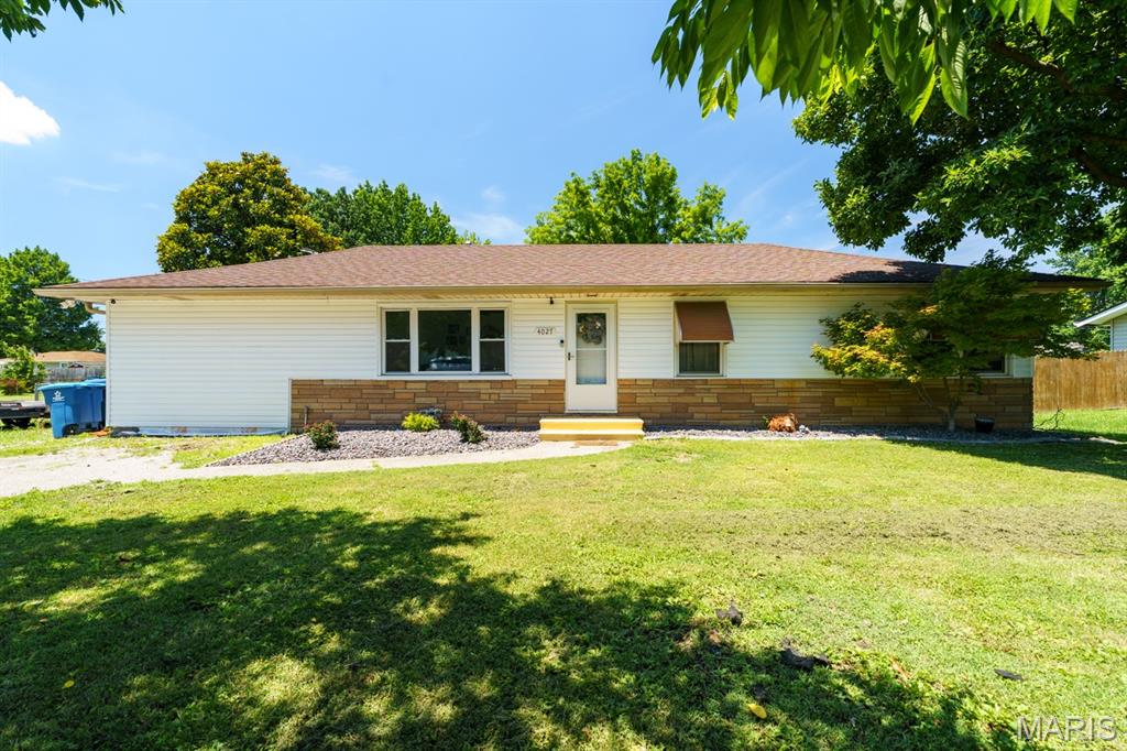 4 Bedroom, 1,392 sq. feet 4027 Melrose Avenue Granite City, IL