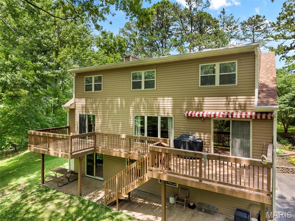 4 Bedroom, 2,468 sq. feet 8332 Maple Grove Rd.  Troy, IL