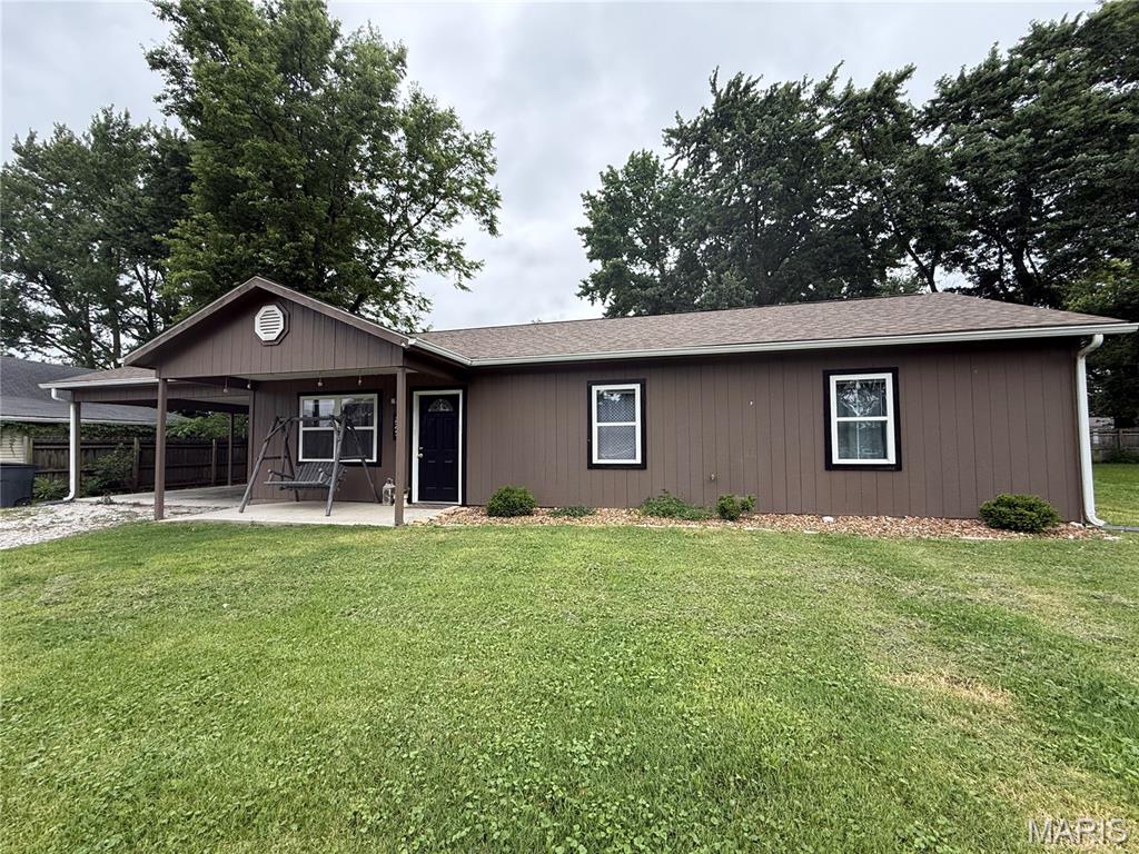 3 Bedroom, 1,196 sq. feet 225 7th Street Montgomery City, MO