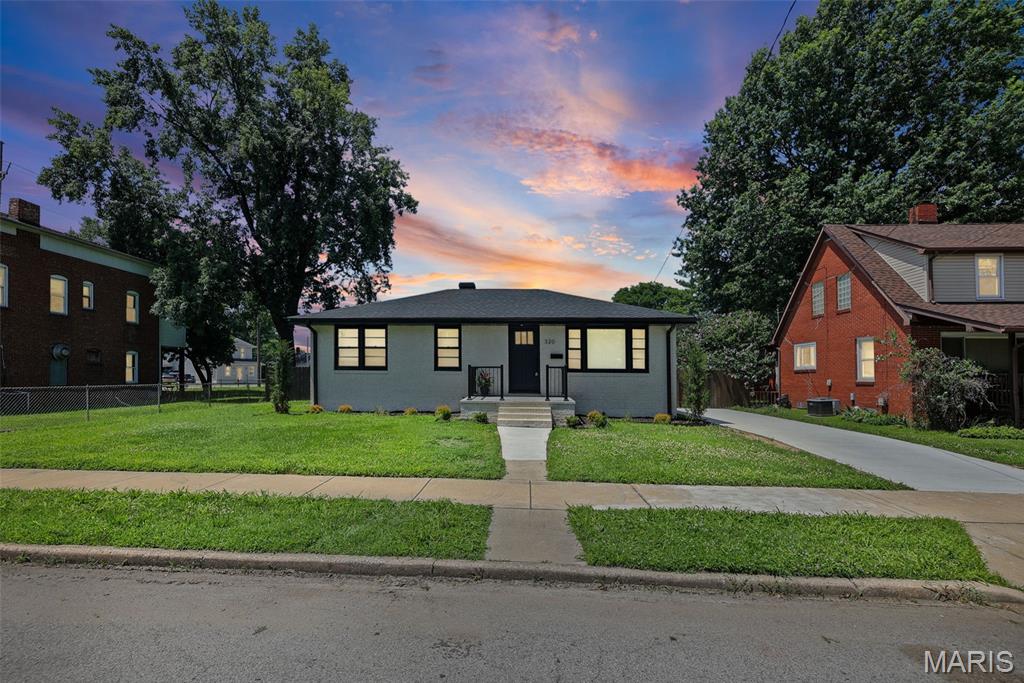 3 Bedroom, 950 sq. feet 320 Main Street Wood River, IL