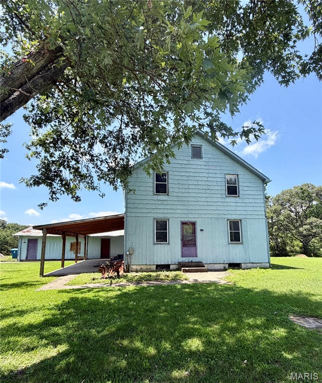 3 Bedroom, 2,106 sq. feet 407 Mulberry Street Highland, IL