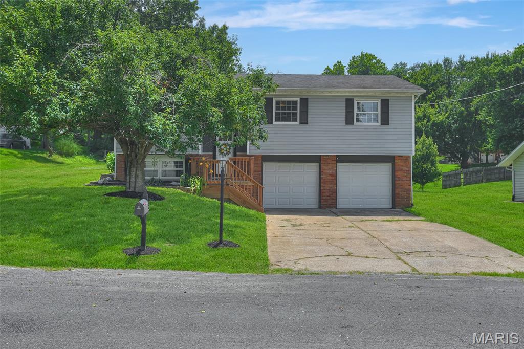 3 Bedroom, 1,482 sq. feet 3413 Emma Lane Godfrey, IL