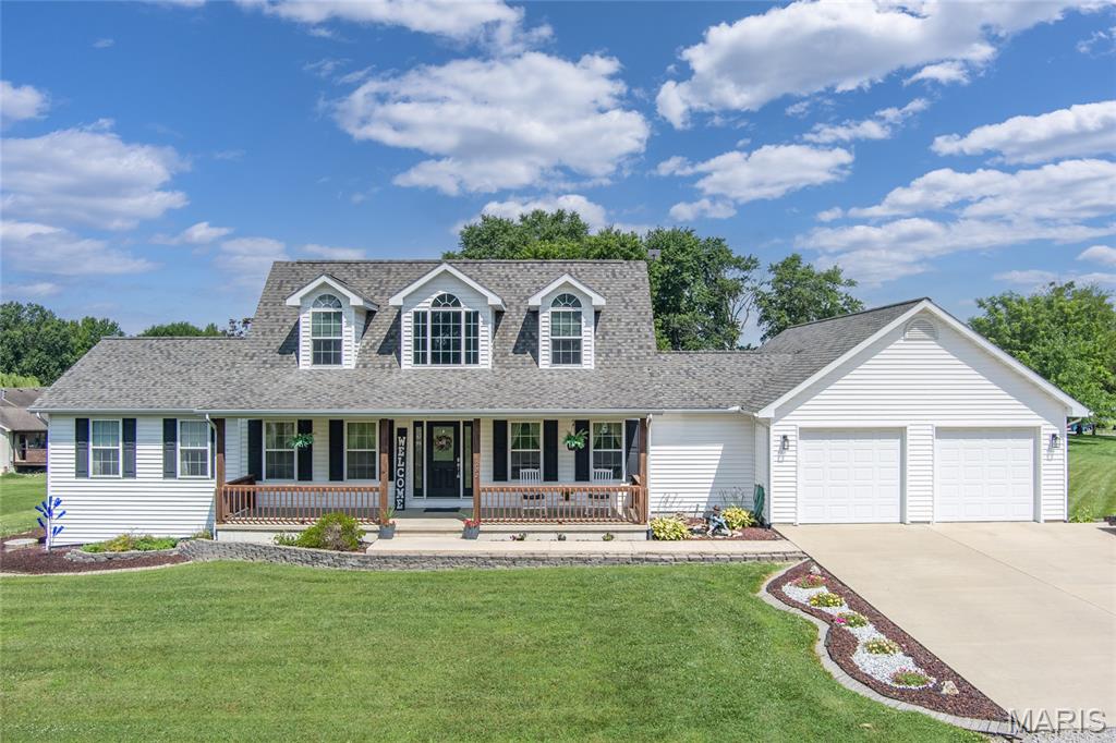 3 Bedroom, 3,500 sq. feet 1282 Key West Drive Edwardsville, IL