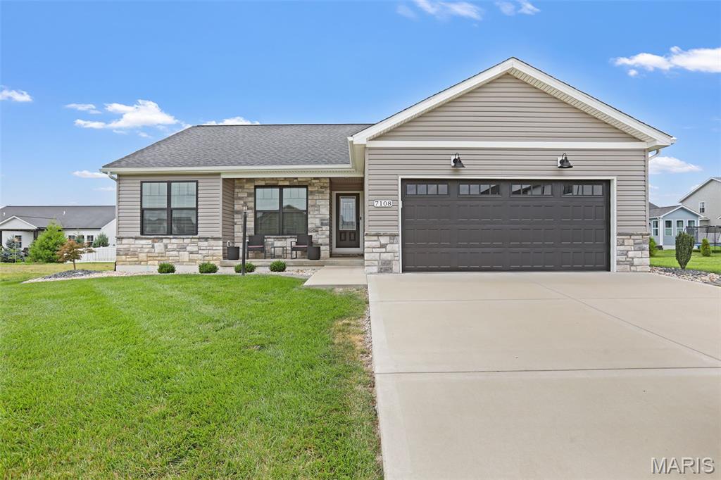 4 Bedroom, 2,012 sq. feet 7108 Savannah Drive Glen Carbon, IL
