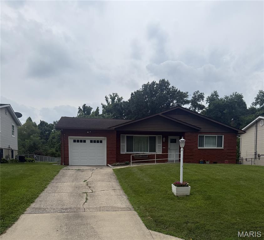 3 Bedroom, 1,272 sq. feet 321 Hand Drive Godfrey, IL