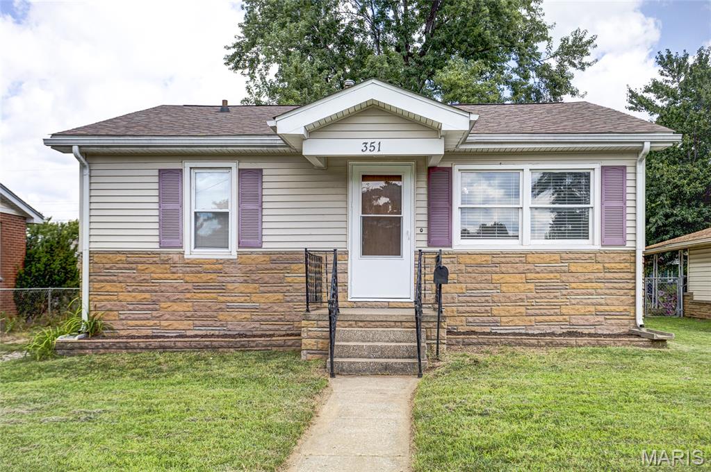 2 Bedroom, 1,568 sq. feet 351 Vanpreter Avenue Wood River, IL