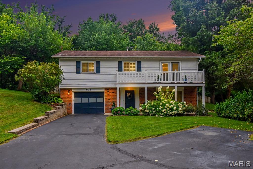 3 Bedroom, 1,592 sq. feet 802 Oran Street Collinsville, IL