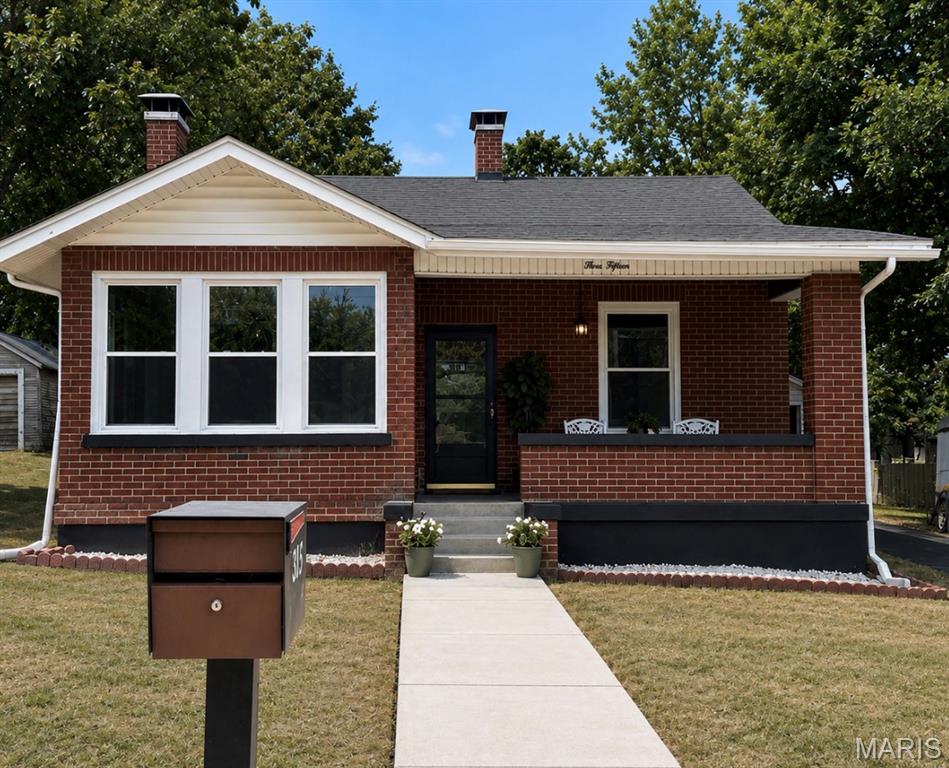 3 Bedroom, 1,356 sq. feet 315 College Avenue Fredericktown, MO