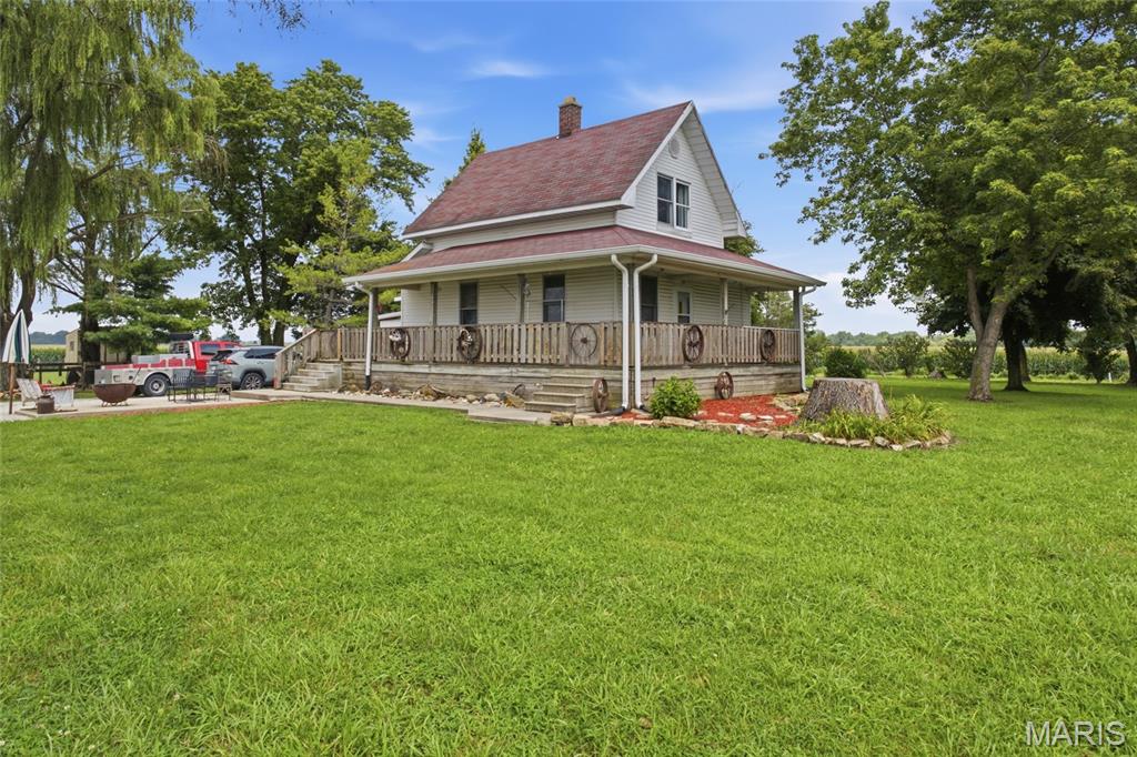3 Bedroom, 1,272 sq. feet 9965 Fruit Road Alhambra, IL
