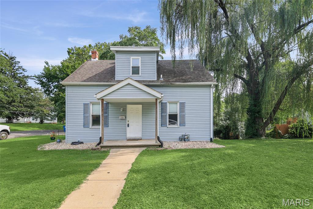 3 Bedroom, 1,260 sq. feet 200 Washington Street Collinsville, IL