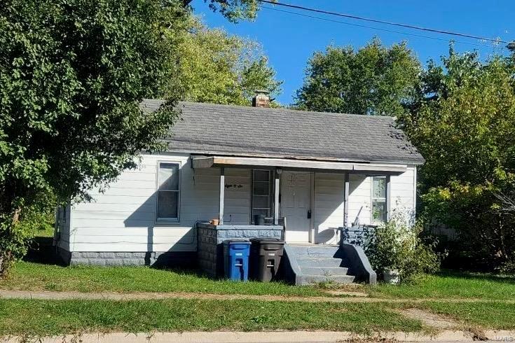 2 Bedroom, 866 sq. feet 806 Elm Street Greenville, IL
