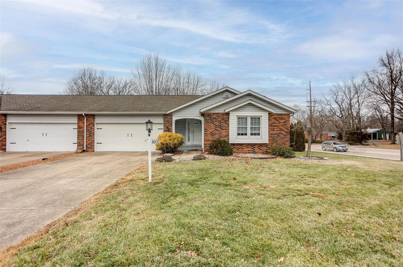 2 Bedroom, 2,270 sq. feet 4908 Blu Fountain Drive  Godfrey, IL