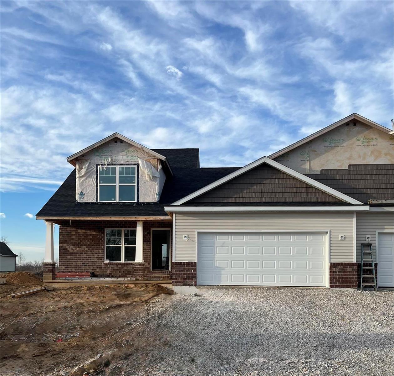 3 Bedroom, 1,623 sq. feet 207 Wrigley  Bethalto, IL