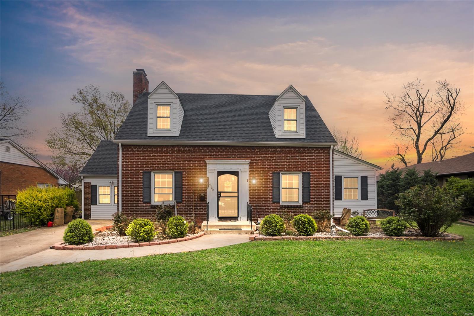 3 Bedroom, 1,856 sq. feet 2720 State Street Granite City, IL