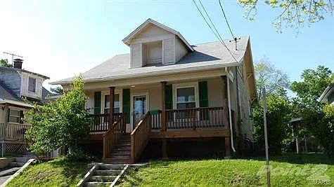 2 Bedroom, 887 sq. feet 2608 Walnut Street Alton, IL