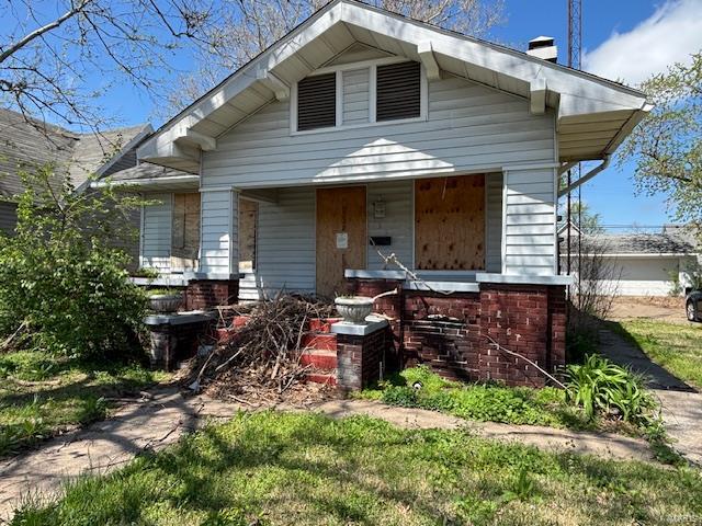 3 Bedroom, 1,232 sq. feet 239 Lorena Avenue Wood River, IL