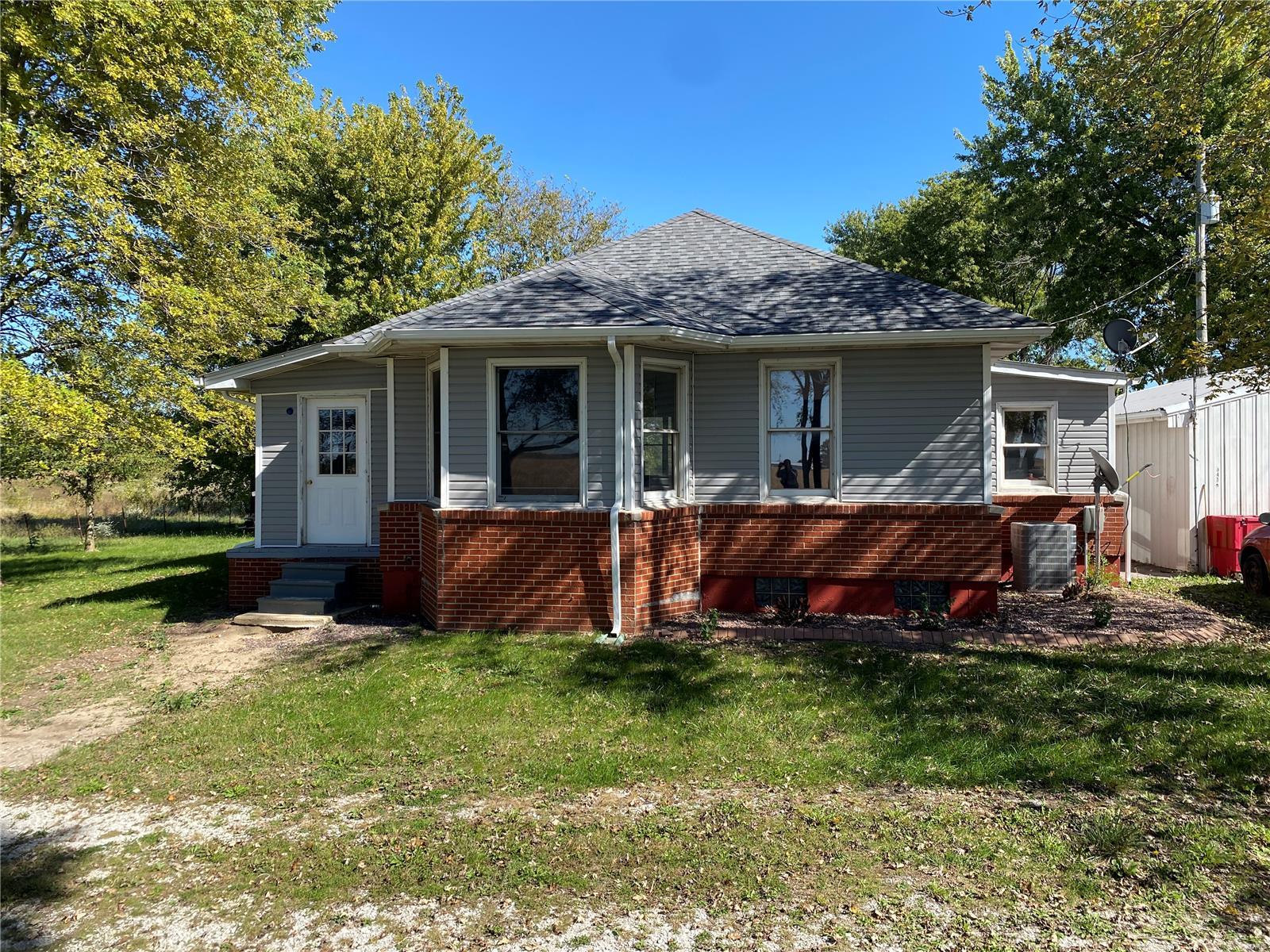 2 Bedroom,  9411 Church Road Worden, IL