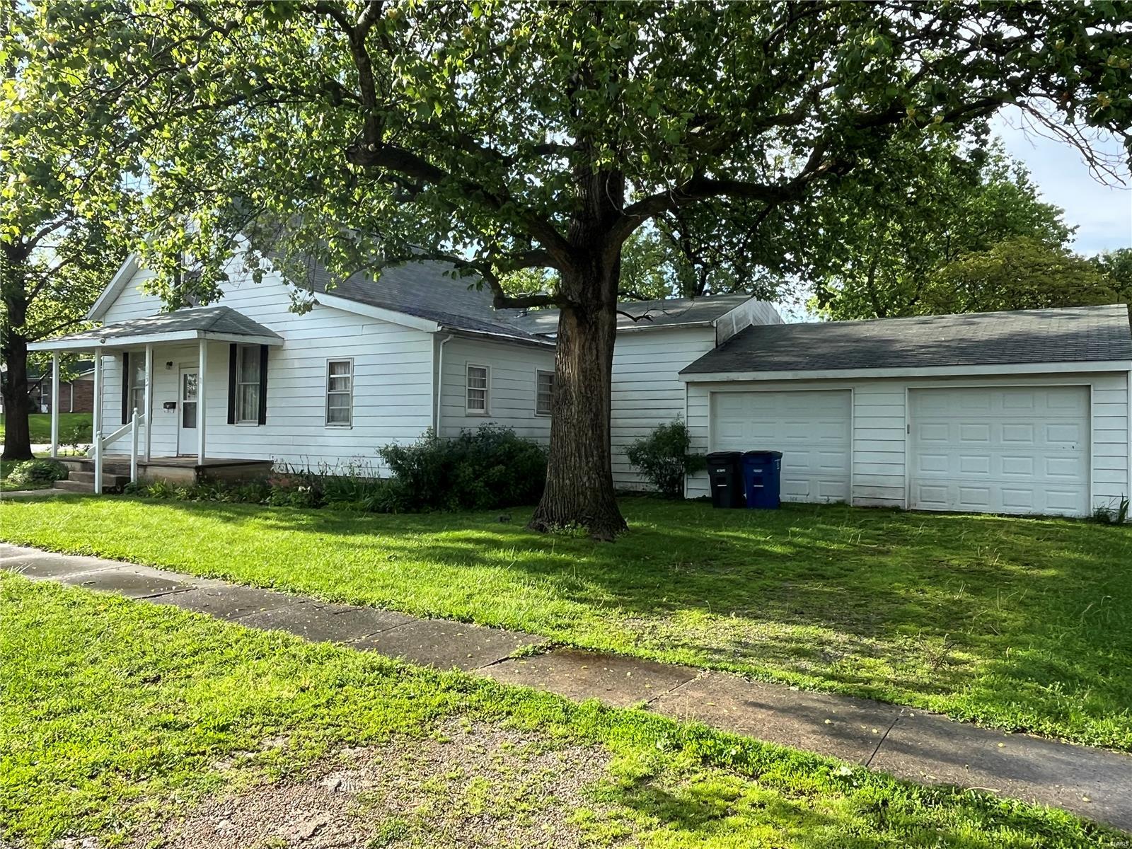 4 Bedroom,  103 Spring Street Greenville, IL