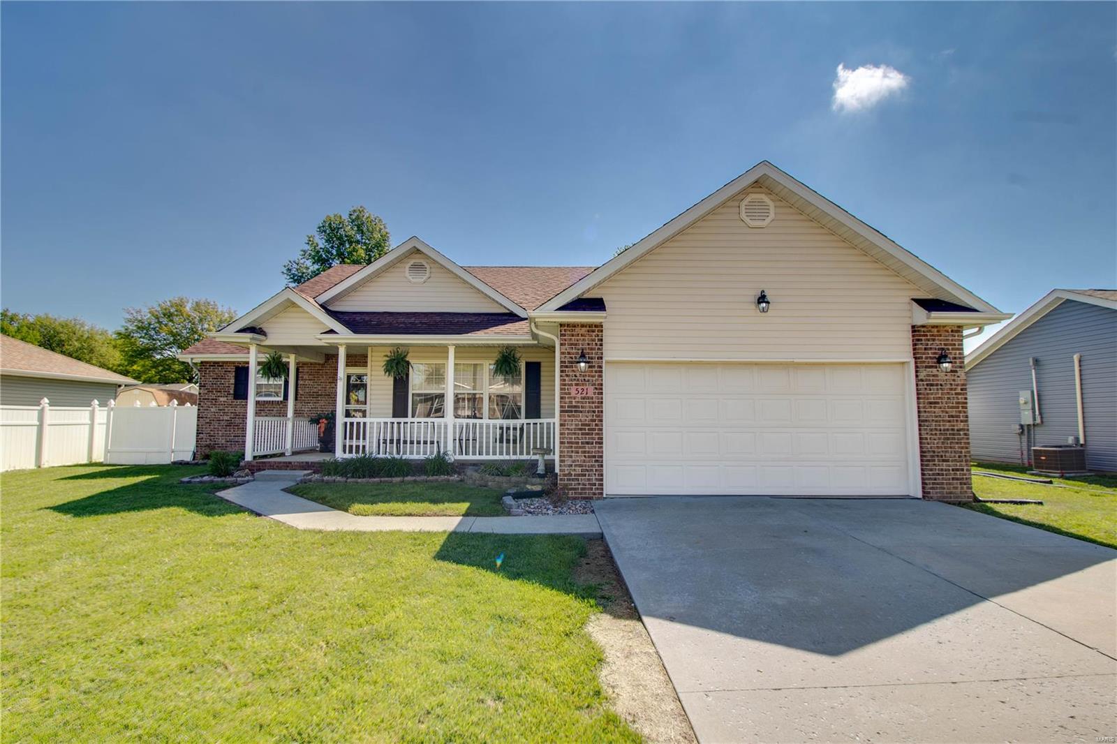 3 Bedroom,  521 Arizona Street Bethalto, IL