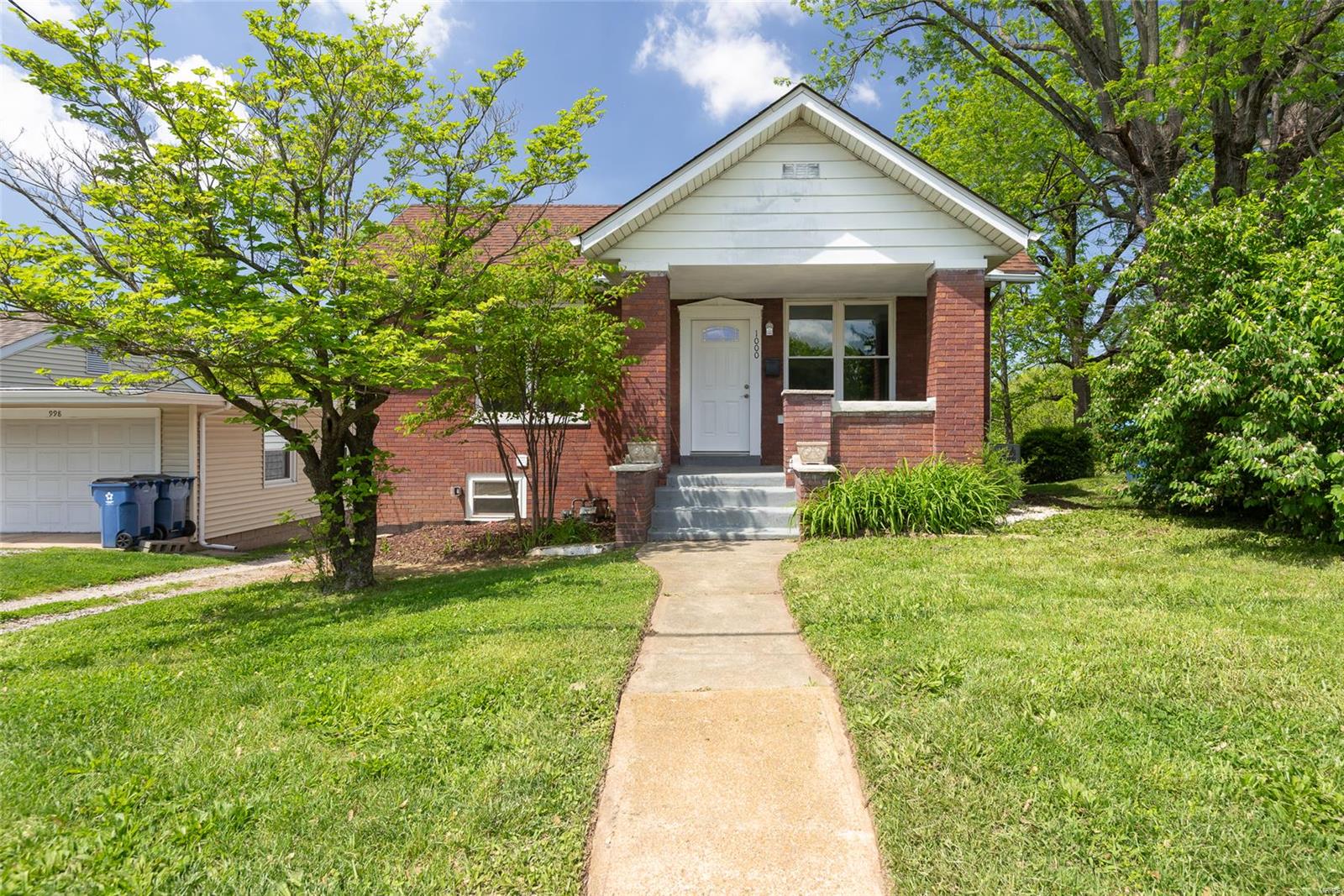2 Bedroom, 2,007 sq. feet 1000 Keebler Avenue Collinsville, IL