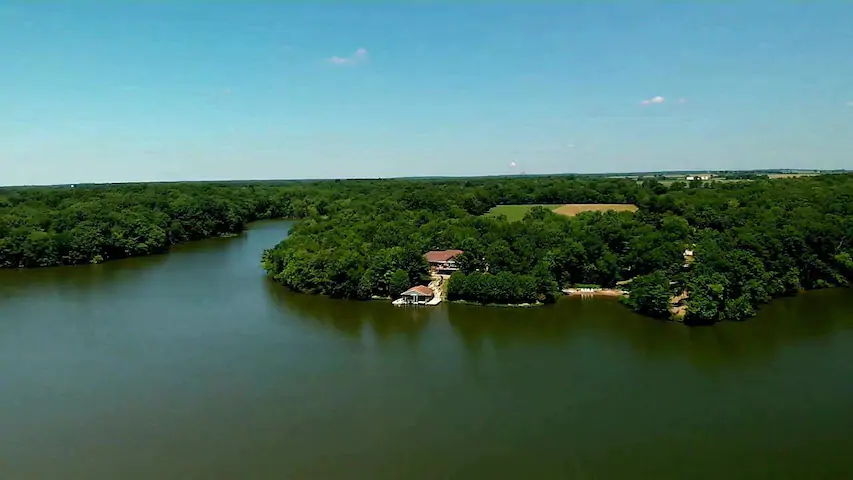 THE AERIE-Secluded ~ RelaxRecreate Inside/Out 20+ Greenville IL