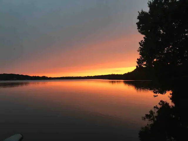 THE AERIE-Secluded ~ RelaxRecreate Inside/Out 20+ Greenville IL